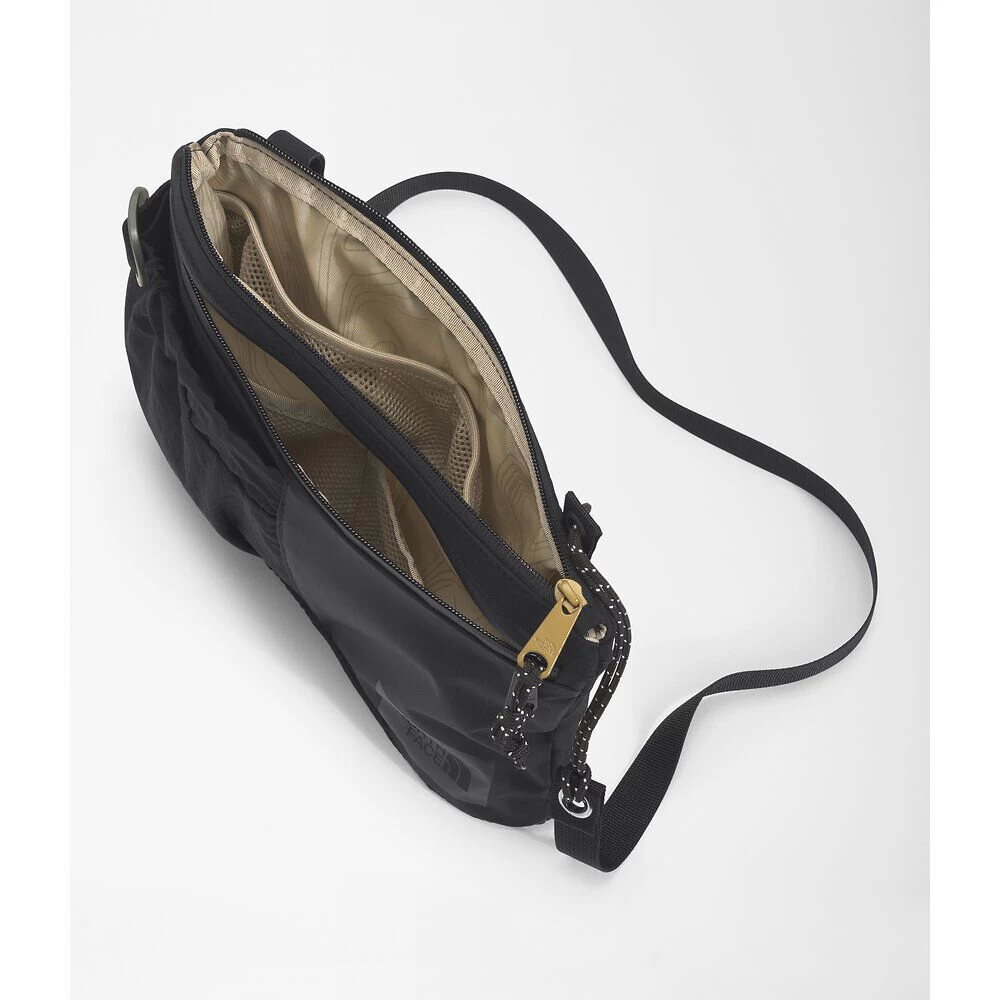 The North Face Mountain Shoulder Bag 4 The North Face Mountain Shoulder Bag - Image 4