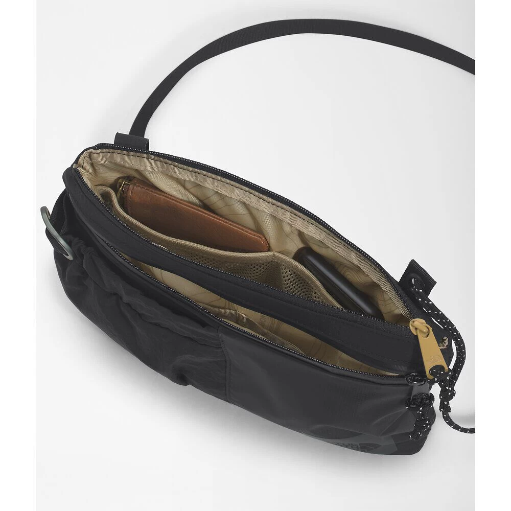 The North Face Mountain Shoulder Bag 6 The North Face Mountain Shoulder Bag - Image 6