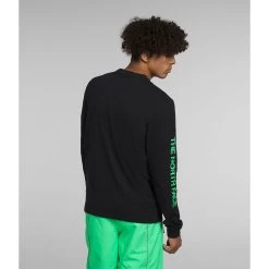 The North Face Men's Long-Sleeve Sleeve Hit Graphic Tee 5 The North Face Men's Long-Sleeve Sleeve Hit Graphic Tee -The North Face NF0A811PG6A 3